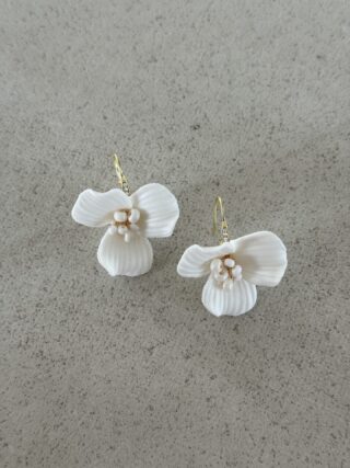 עגילי פרחים לבנים FLOWER 4